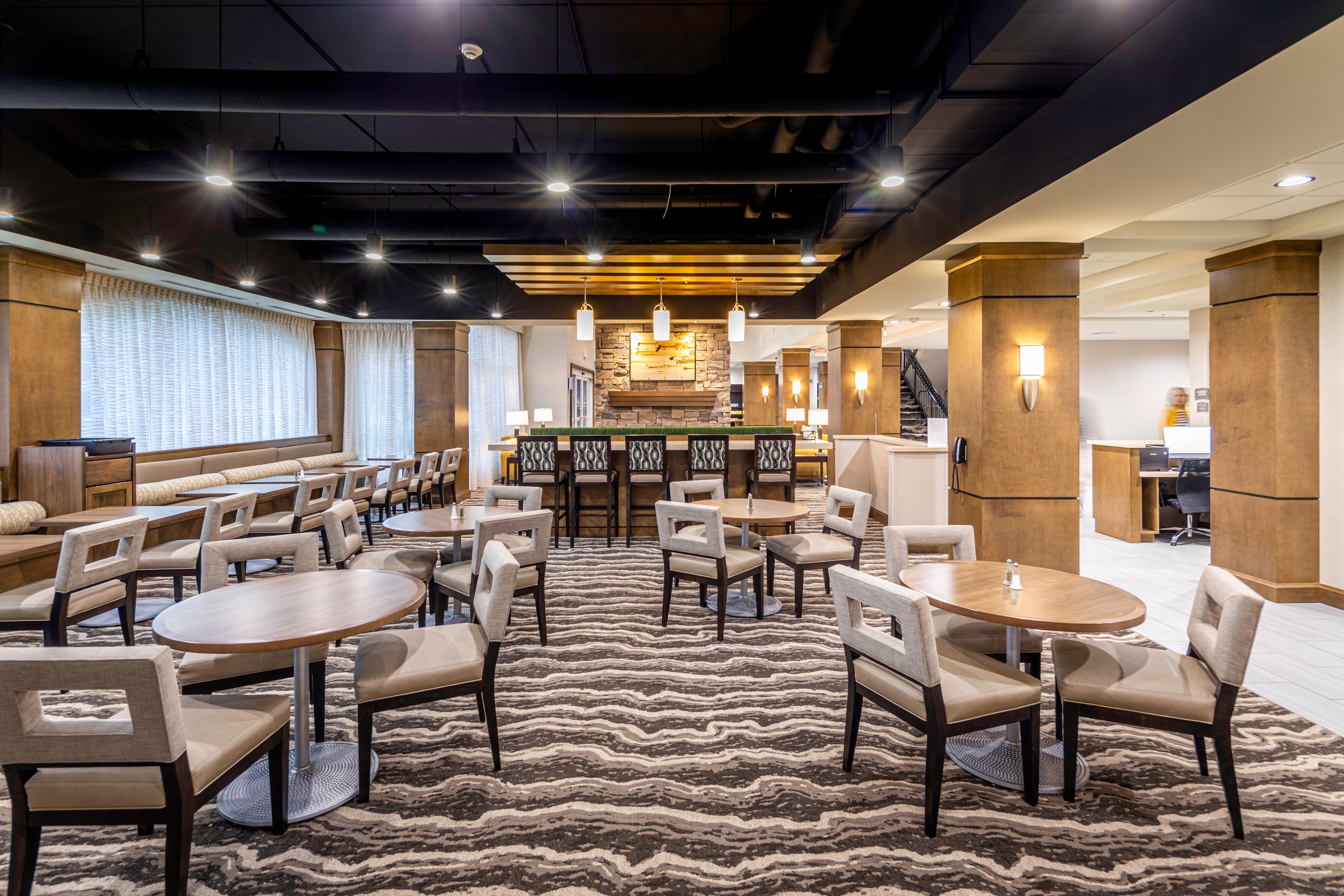 Staybridge Suites Montgomery - Downtown By Ihg מראה חיצוני תמונה