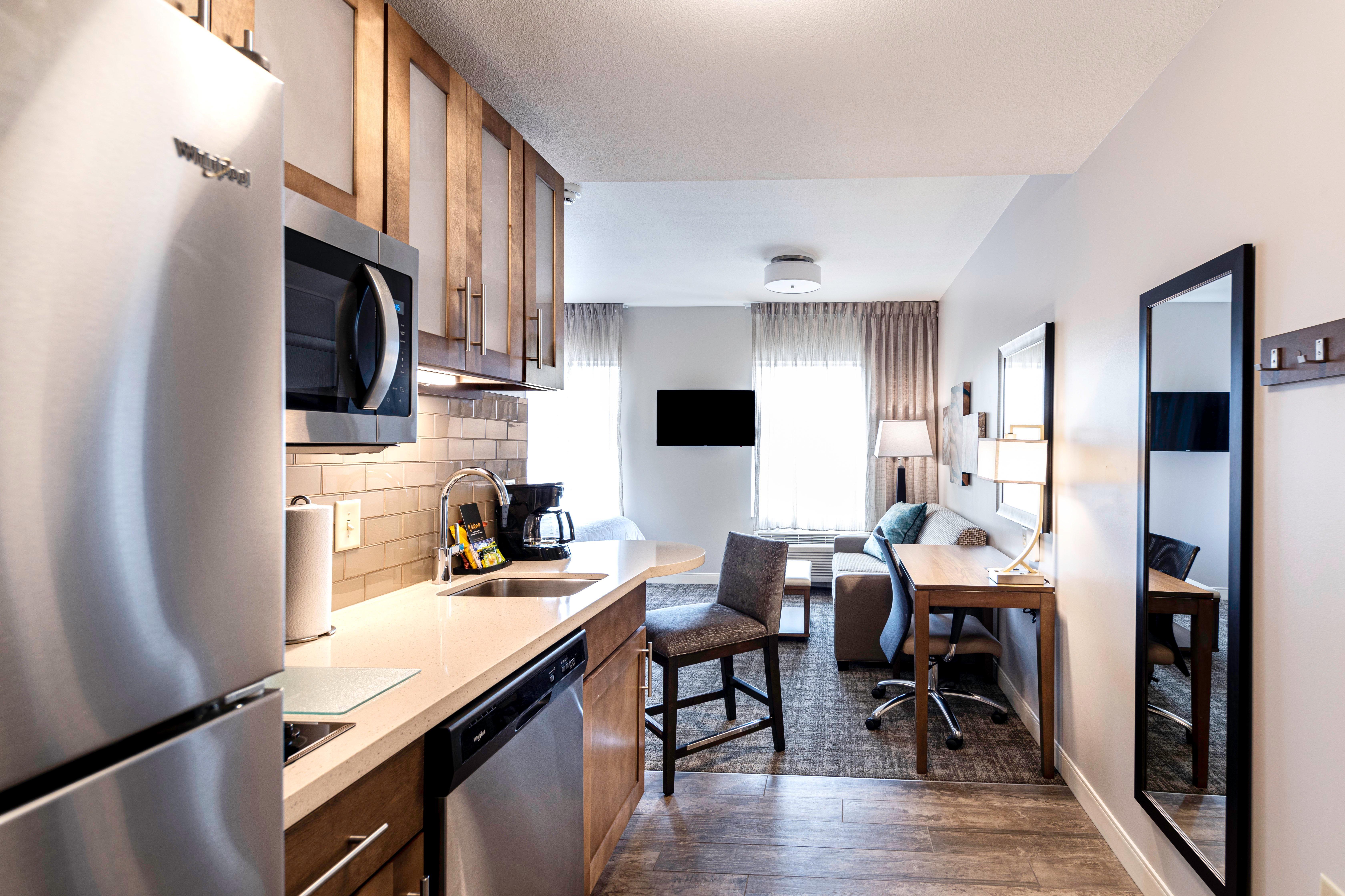 Staybridge Suites Montgomery - Downtown By Ihg מראה חיצוני תמונה