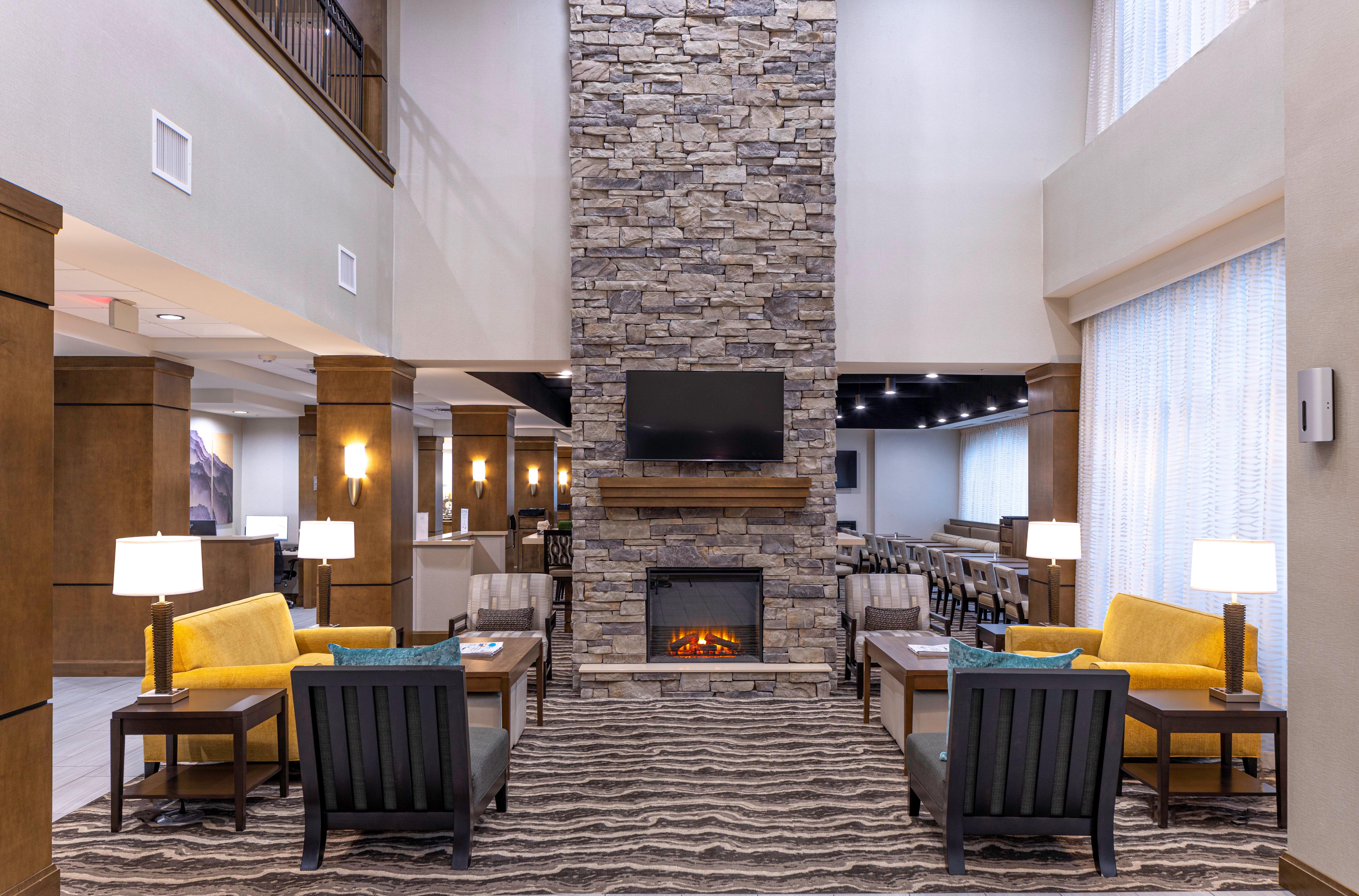 Staybridge Suites Montgomery - Downtown By Ihg מראה חיצוני תמונה